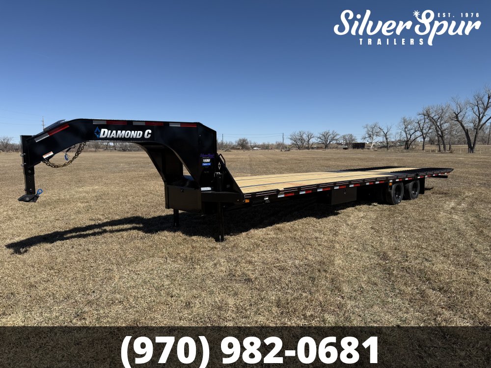 2026 Diamond C FMAX212 35x102 Hydraulic Dovetail Gooseneck Trailer