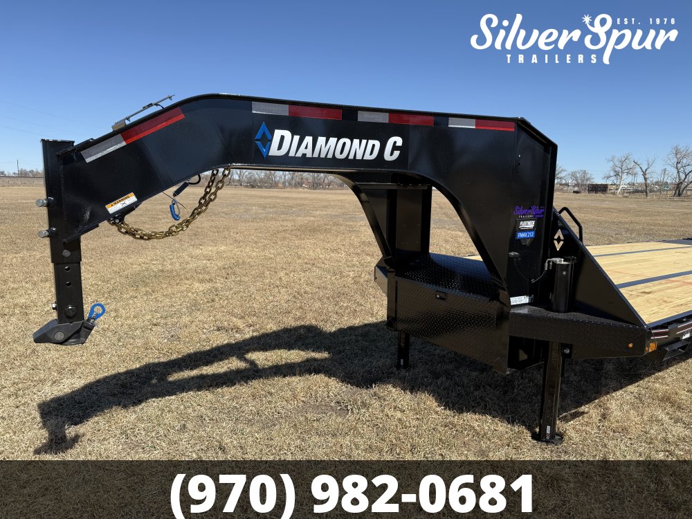 2026 Diamond C FMAX212 35x102 Hydraulic Dovetail Gooseneck Trailer