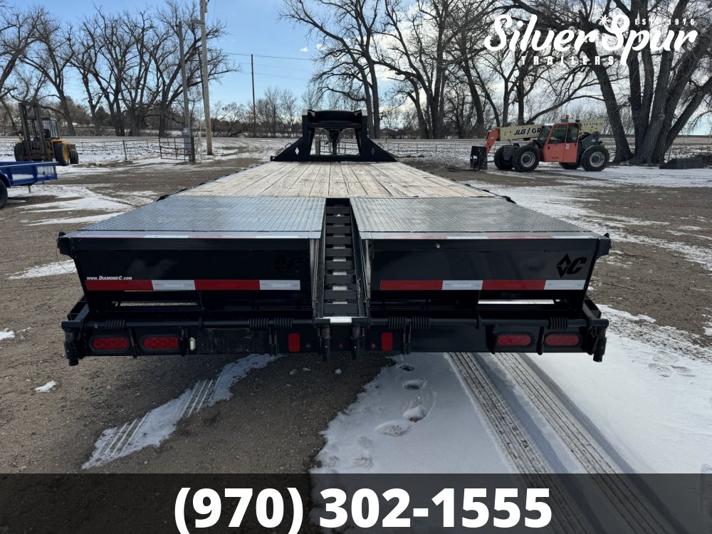 2016 Diamond C FMAX210 25x102 Max Ramp Gooseneck Trailer