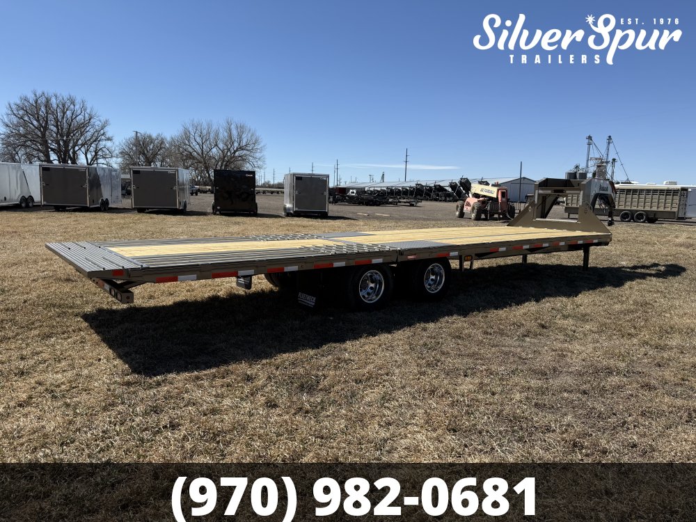 2026 Diamond C FMAX210 32x102 Hydraulic Dovetail Gooseneck Trailer