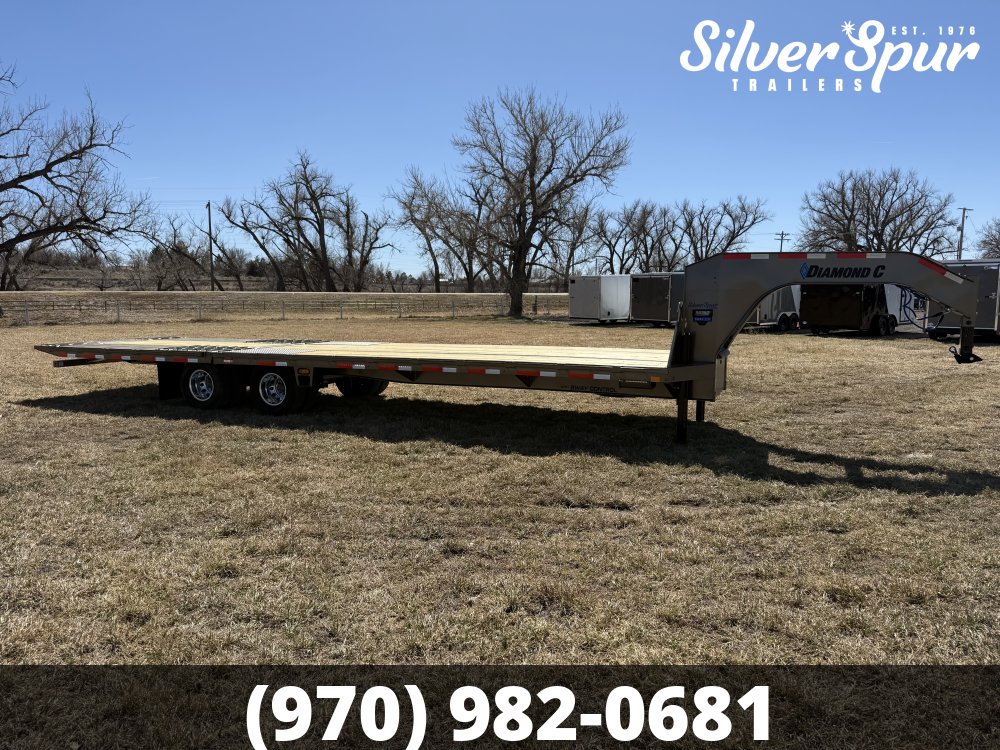2026 Diamond C FMAX210 32x102 Hydraulic Dovetail Gooseneck Trailer
