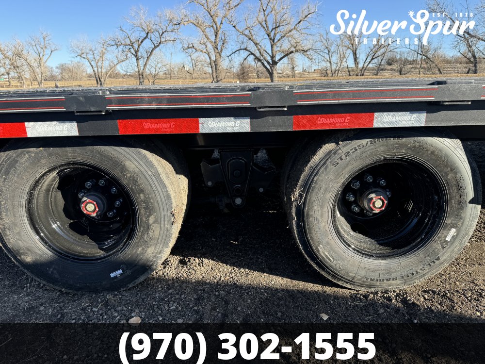 2025 Diamond C FMAX212 40x102 Max Ramp Gooseneck Trailer