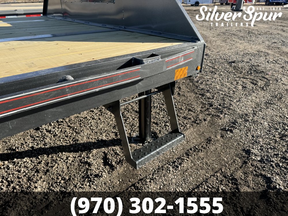 2025 Diamond C FMAX212 40x102 Max Ramp Gooseneck Trailer