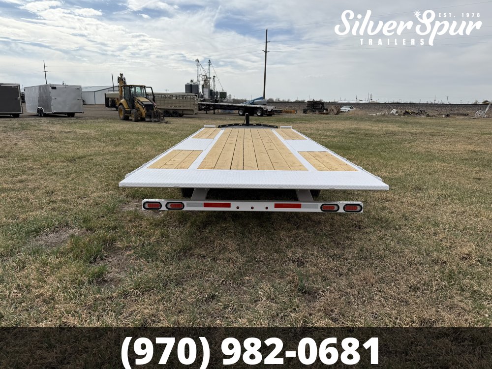 2026 Diamond C DET207 22x102 Deckover Tilt Trailer
