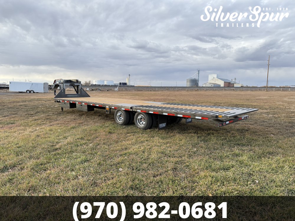 2026 Diamond C FMAX212 35x102 Hydraulic Dovetail Pacesetter Gooseneck Trailer