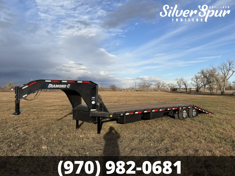 2026 Diamond C FMAX212 35x102 Hydraulic Dovetail Pacesetter Gooseneck Trailer