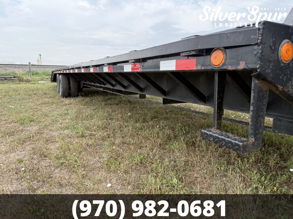 2013 PJ Trailers 36' Gooseneck Flatbed Trailer