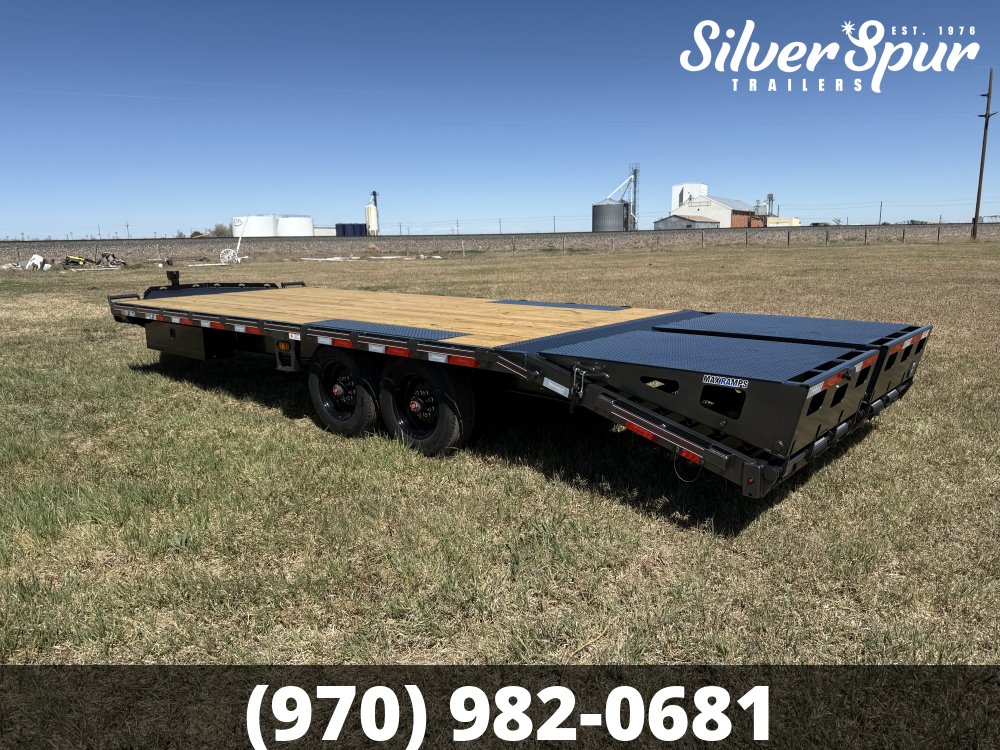 2026 Diamond C DEC210 24x102 Deckover Trailer