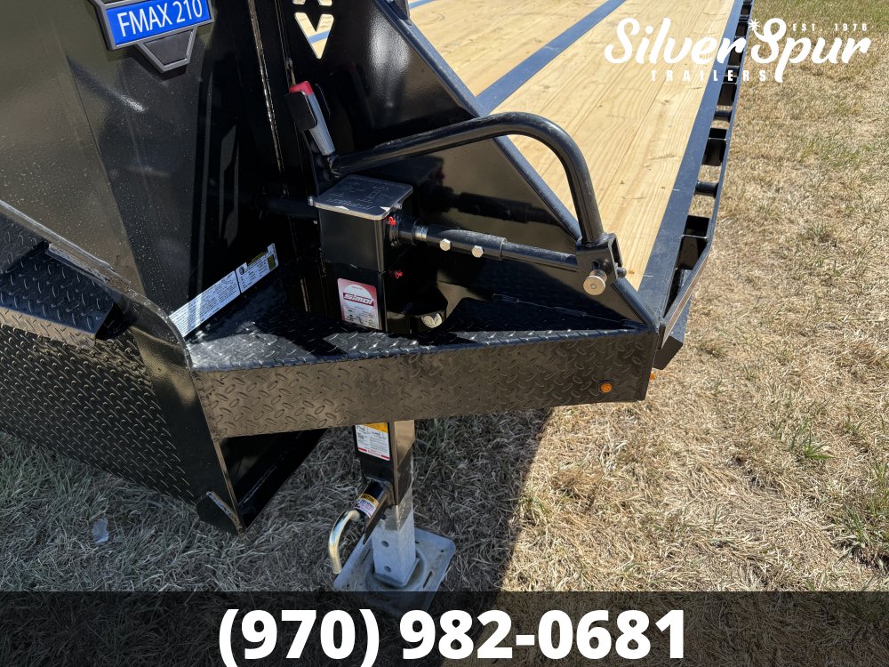2026 Diamond C FMAX210 28x102 Max Ramp Gooseneck Trailer