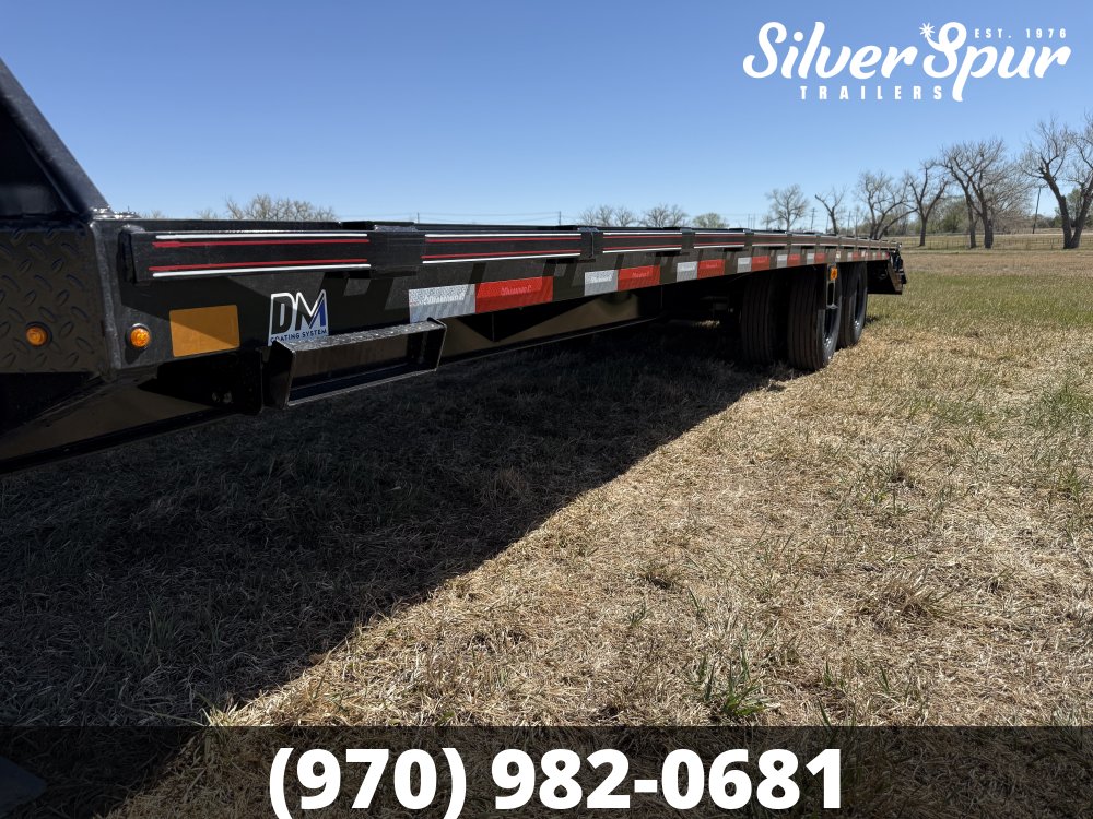 2026 Diamond C FMAX210 28x102 Max Ramp Gooseneck Trailer