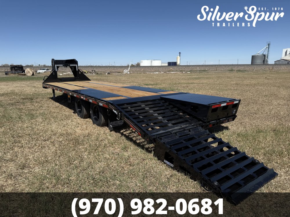 2026 Diamond C FMAX210 28x102 Max Ramp Gooseneck Trailer