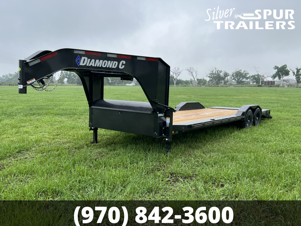 2023 Diamond C LPX207 24x82 Gooseneck