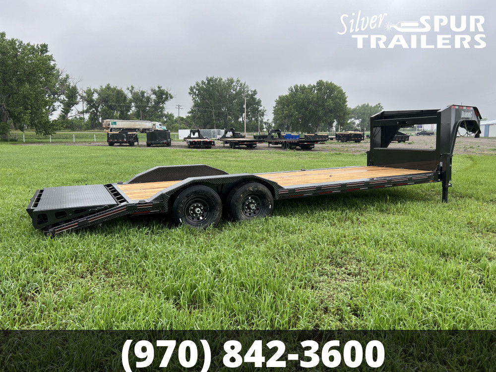 2023 Diamond C LPX207 24x82 Gooseneck