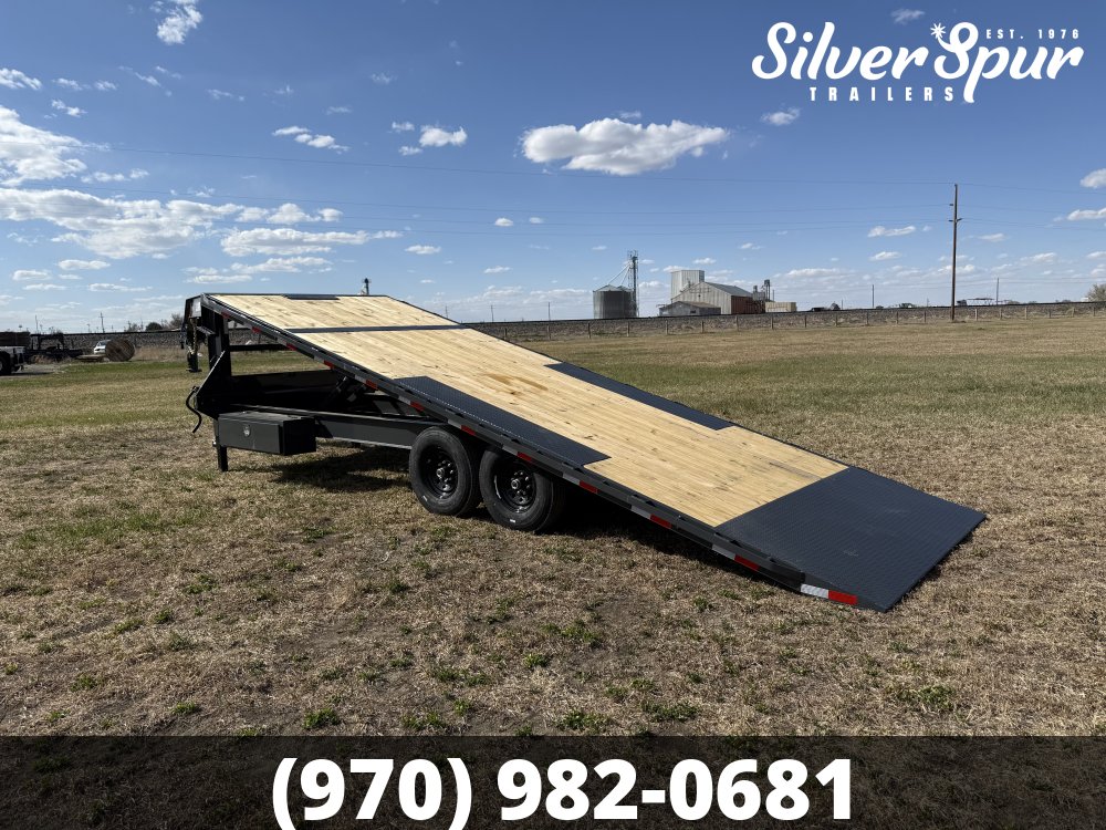 2026 Lamar 102" X 24' 14K Deck-Over Gooseneck Tilt Trailer
