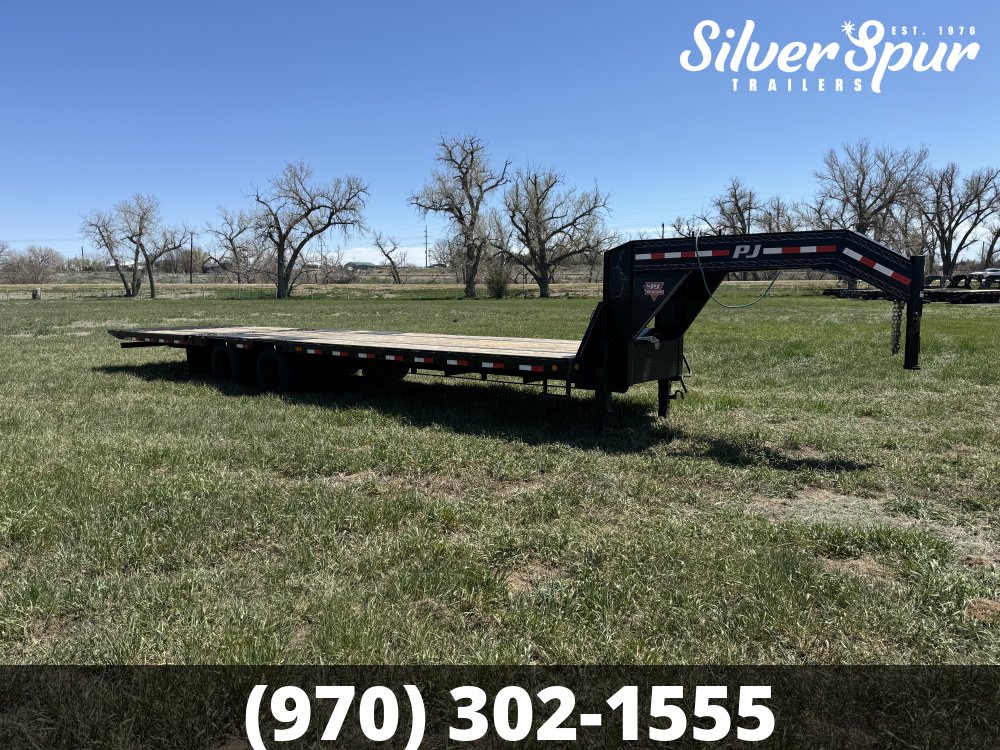 2021 PJ Trailers 34' Hydraulic Dovetail Gooseneck