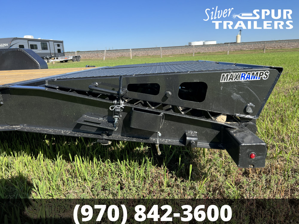 2023 Diamond C LPX207 24x82 Equipment Trailer