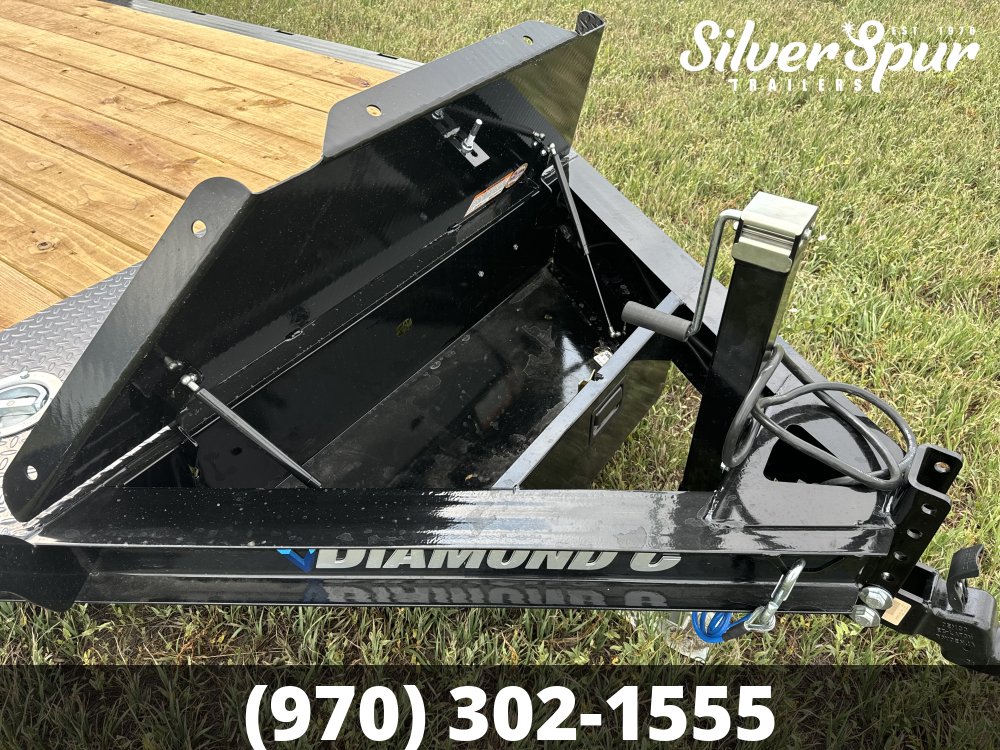 2025 Diamond C GTF235 18x83 Flatbed Car Hauler