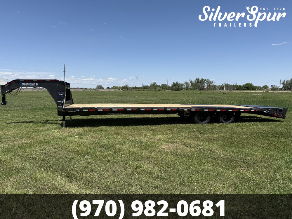 2026 Diamond C FMAX212 35x102 Max Ramp Gooseneck Trailer