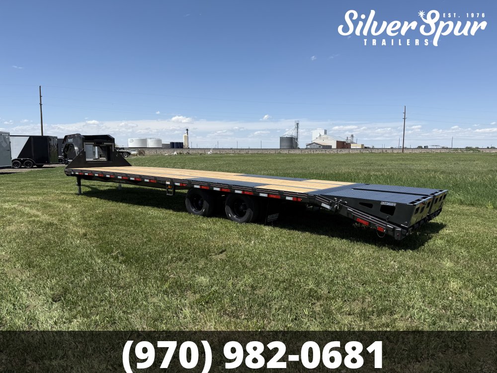 2026 Diamond C FMAX212 35x102 Max Ramp Gooseneck Trailer