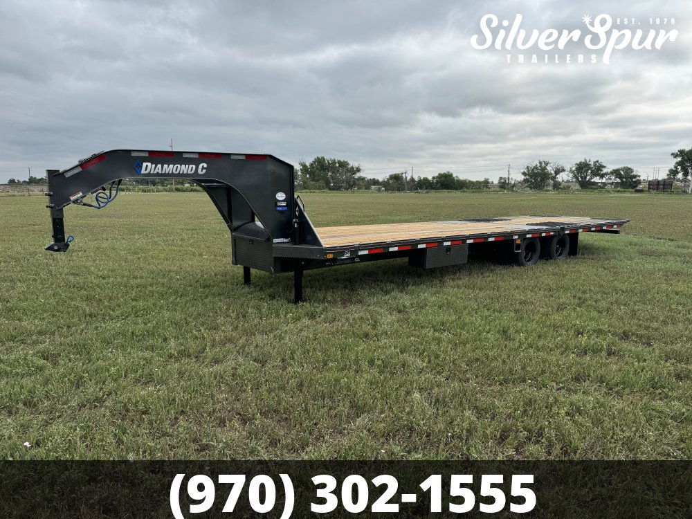 2025 Diamond C FMAX210 32x102 Hydraulic Dovetail Gooseneck Trailer