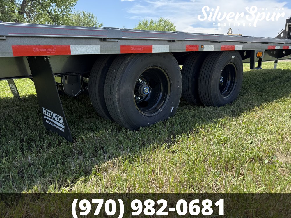 2026 Diamond C FMAX212 40x102 Max Ramp Gooseneck Trailer