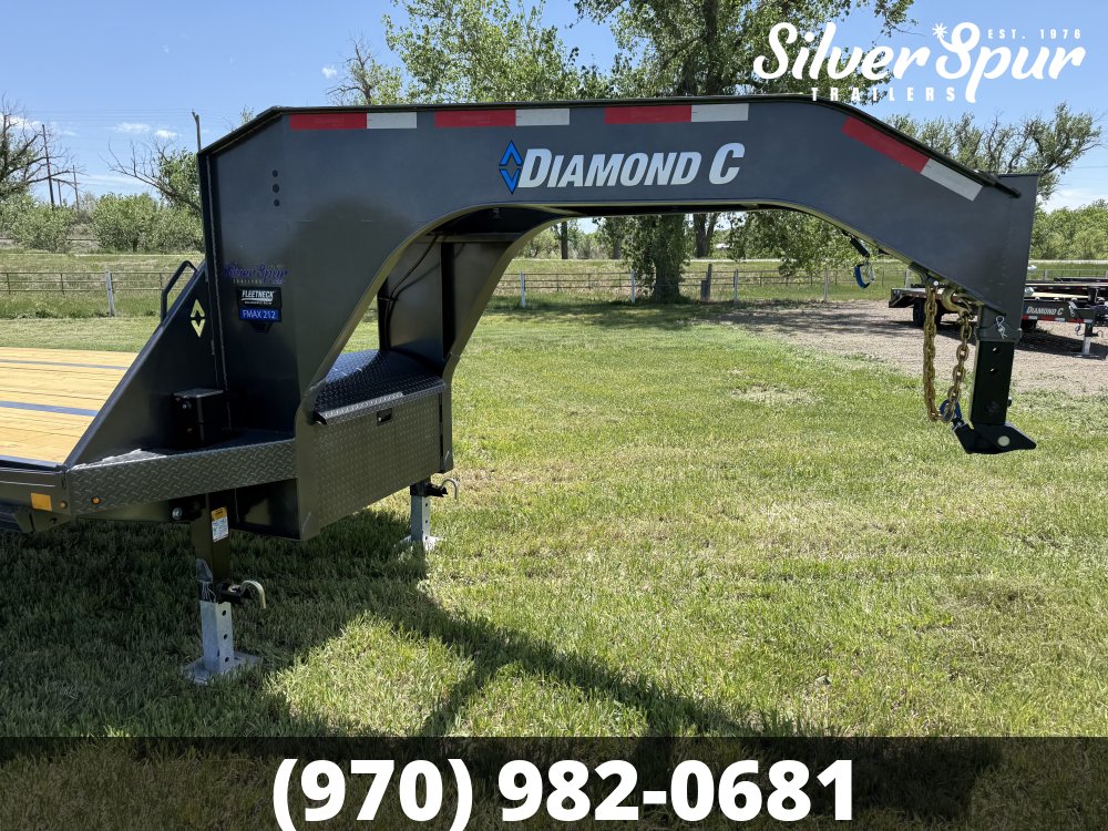 2026 Diamond C FMAX212 40x102 Max Ramp Gooseneck Trailer