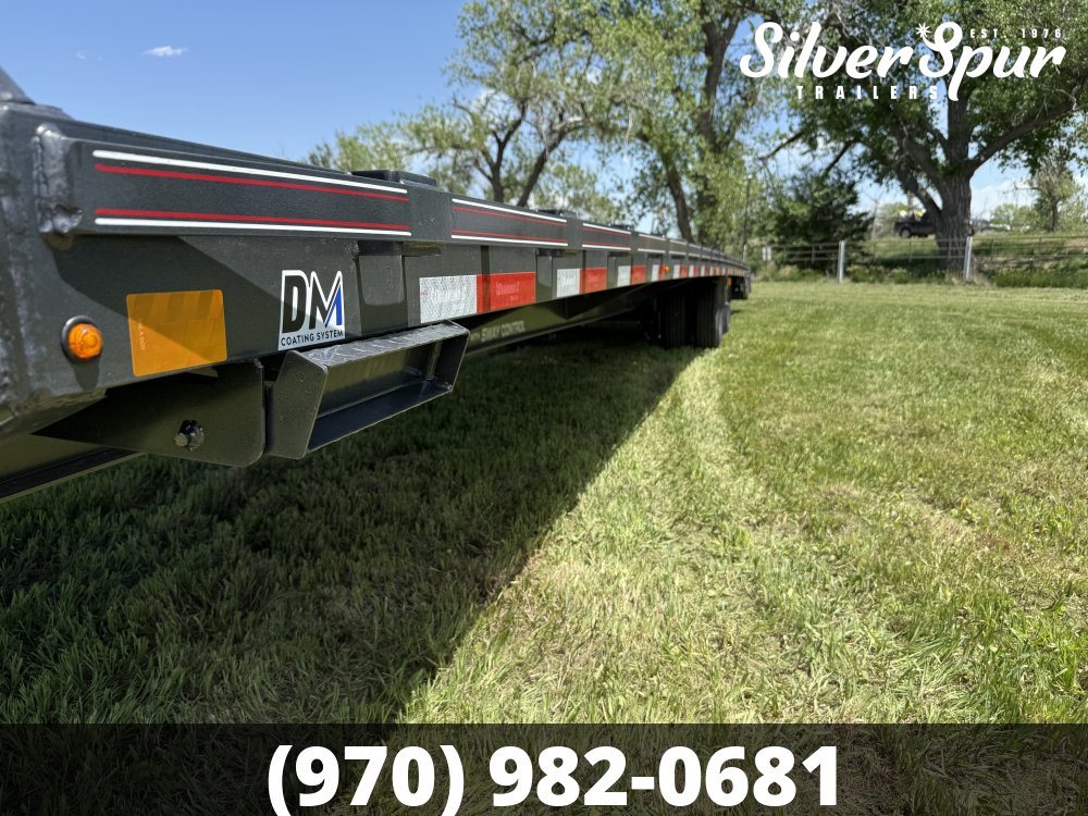 2026 Diamond C FMAX212 40x102 Max Ramp Gooseneck Trailer