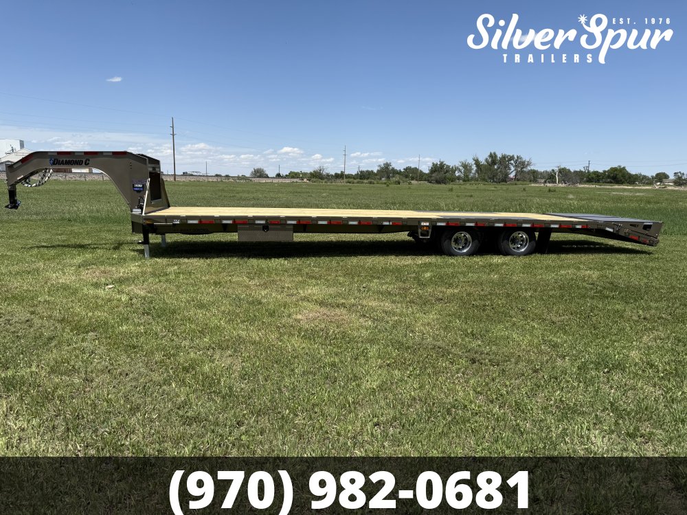2026 Diamond C FMAX212 35x102 Max Ramp Gooseneck Trailer