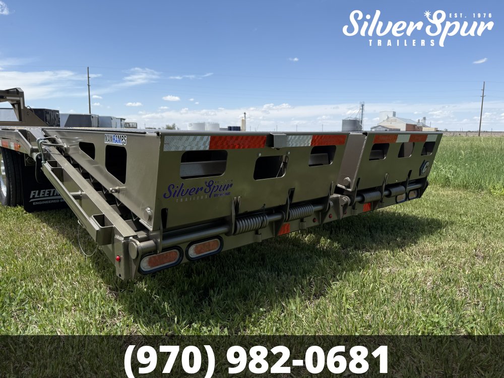 2026 Diamond C FMAX212 35x102 Max Ramp Gooseneck Trailer