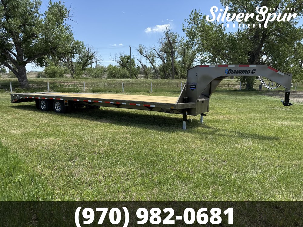 2026 Diamond C FMAX212 35x102 Max Ramp Gooseneck Trailer
