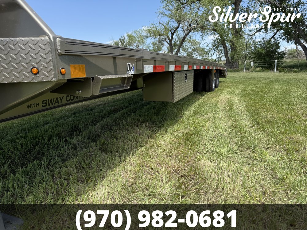 2026 Diamond C FMAX212 35x102 Max Ramp Gooseneck Trailer