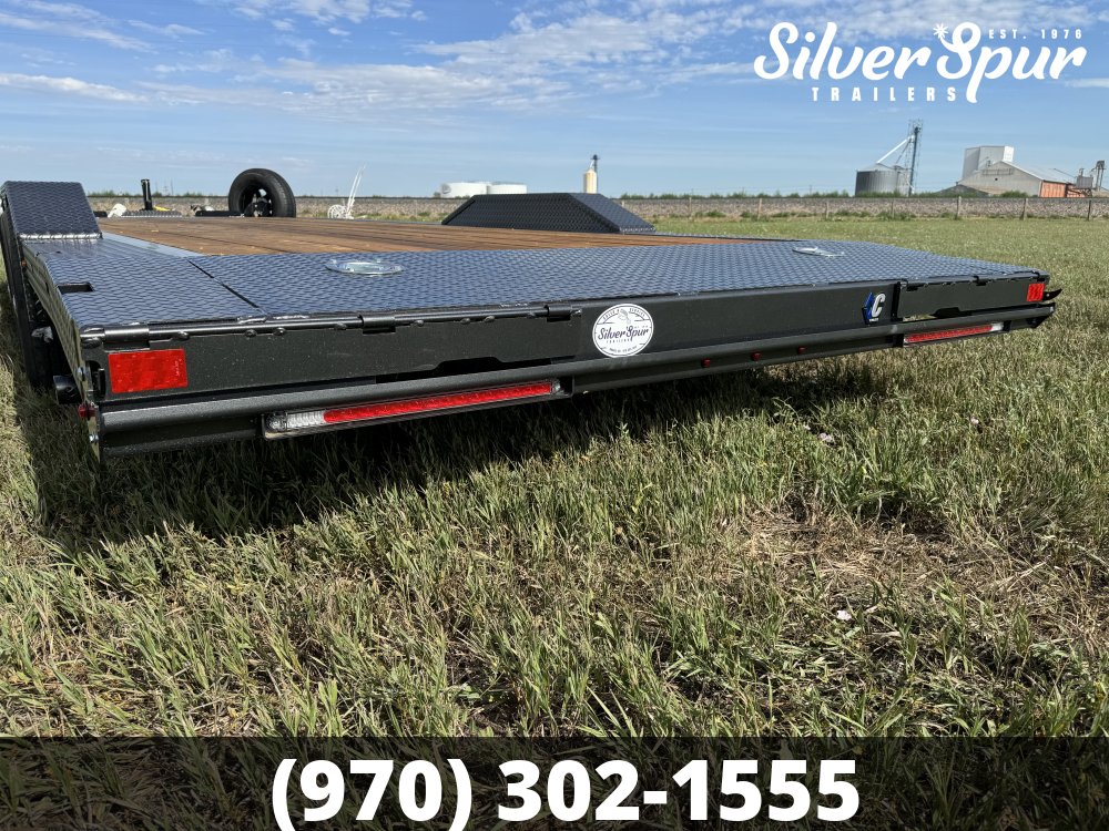 2026 Diamond C GTF206 22x102 Flatbed Car Hauler