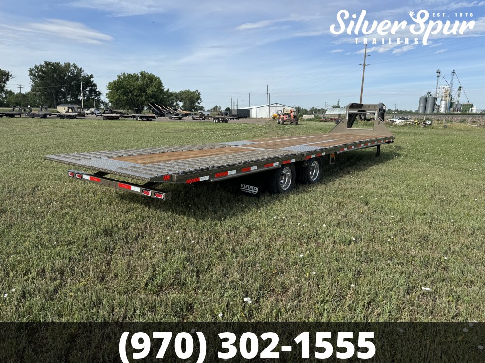 2026 Diamond C FMAX212 35x102 Hydraulic Dovetail Pacesetter Gooseneck Trailer
