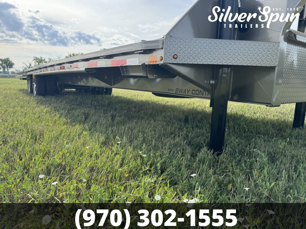2026 Diamond C FMAX212 35x102 Hydraulic Dovetail Pacesetter Gooseneck Trailer