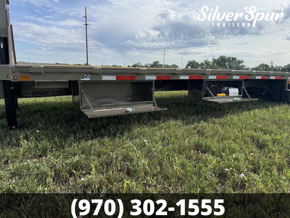 2026 Diamond C FMAX212 35x102 Hydraulic Dovetail Pacesetter Gooseneck Trailer