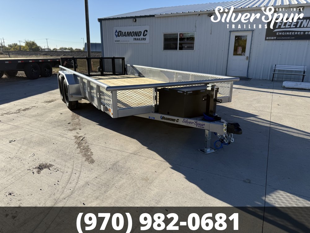 2027 Diamond C GTU235 photo 2