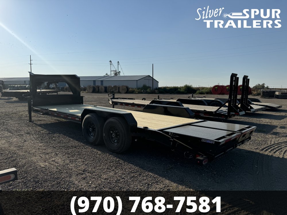 2025 Diamond C LPX207 Gooseneck Equipment Trailer 24x82 Max Ramp