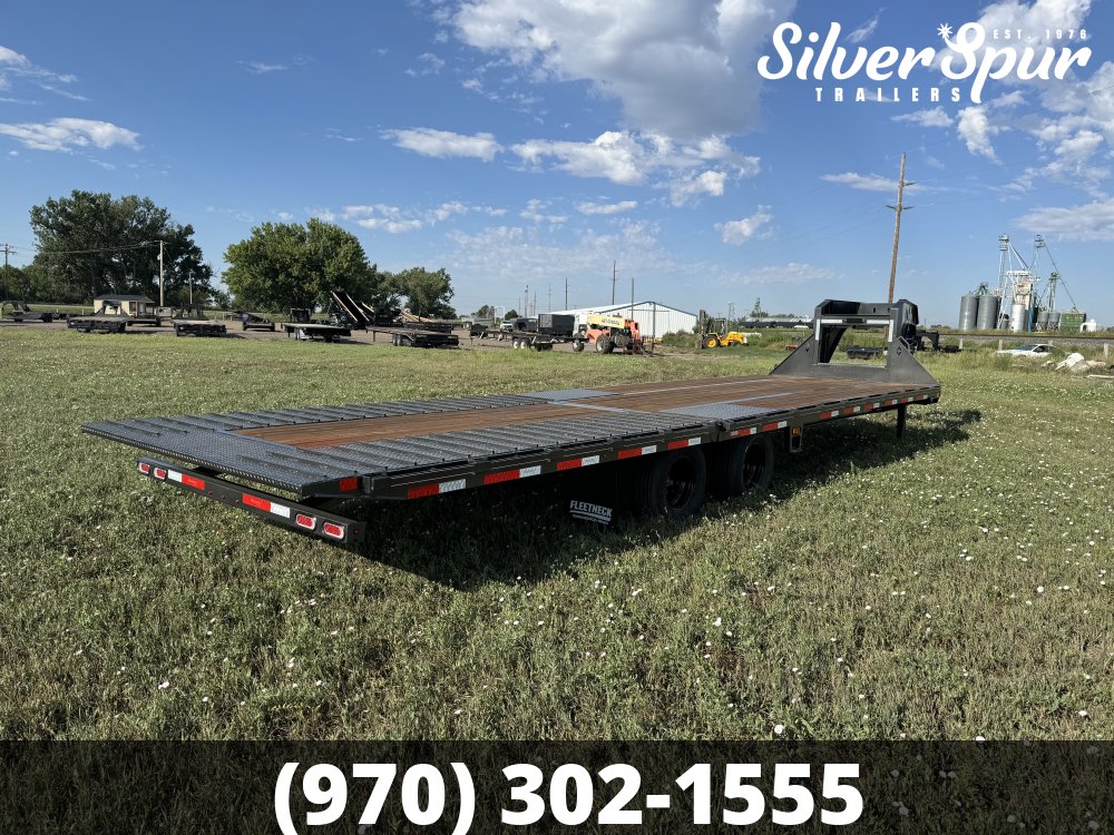 2026 Diamond C FMAX210 32x102 Hydraulic Dovetail Gooseneck Trailer