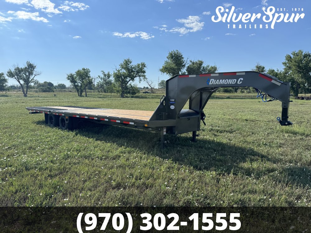 2026 Diamond C FMAX210 32x102 Hydraulic Dovetail Gooseneck Trailer