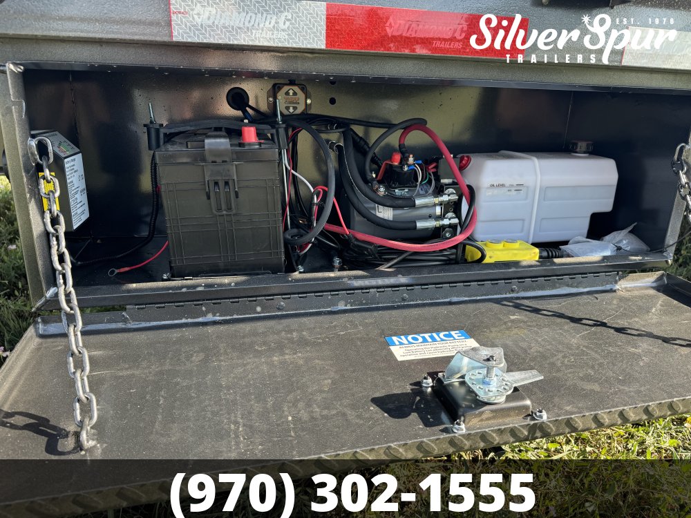 2026 Diamond C FMAX210 32x102 Hydraulic Dovetail Gooseneck Trailer