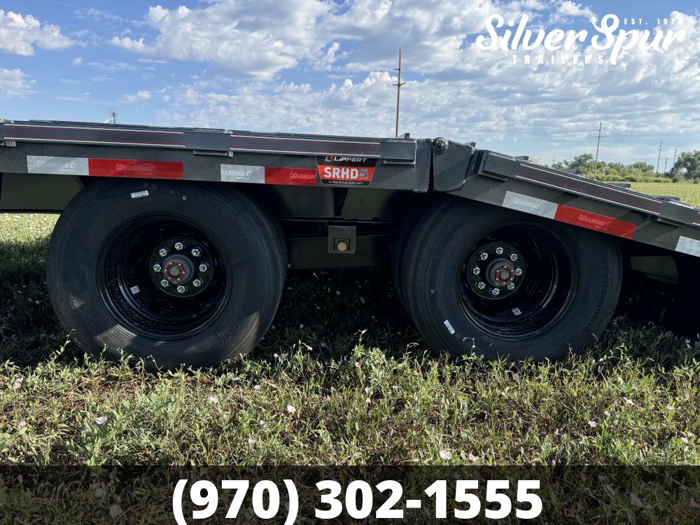 2026 Diamond C FMAX210 32x102 Hydraulic Dovetail Gooseneck Trailer