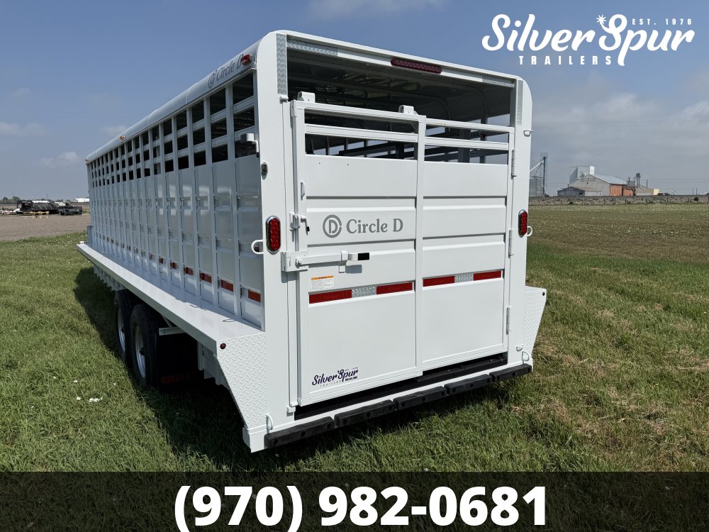 2026 Circle D 6'8"x24' Gooseneck Livestock Trailer