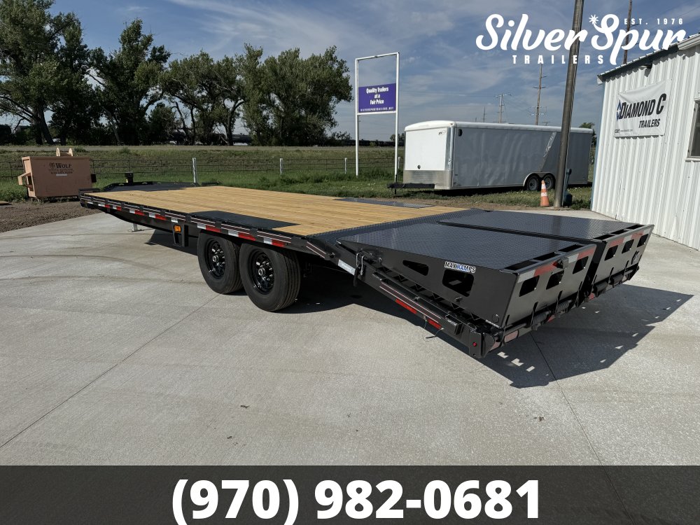 2026 Diamond C DEC207 24x102 Deckover Trailer