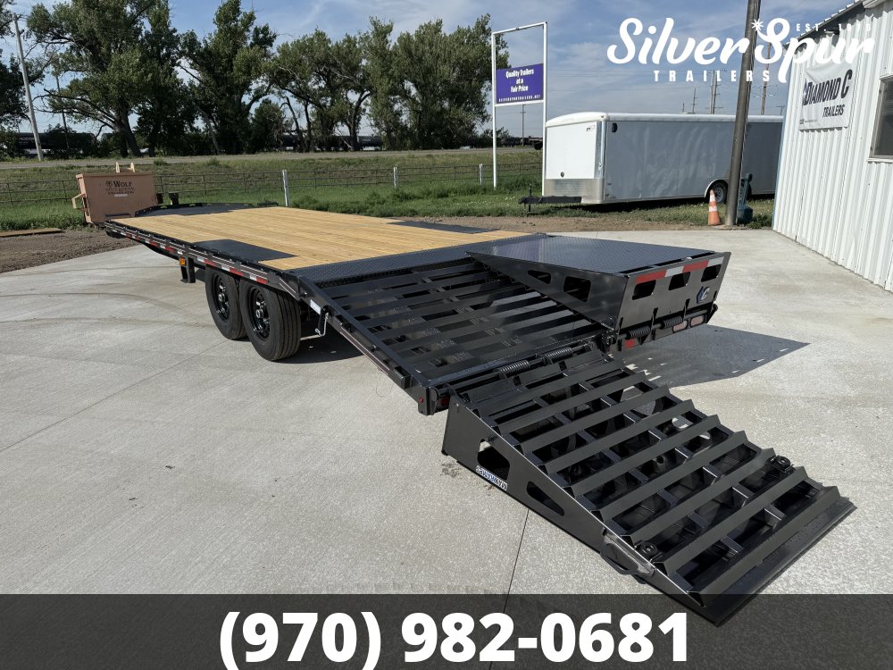 2026 Diamond C DEC207 24x102 Deckover Trailer
