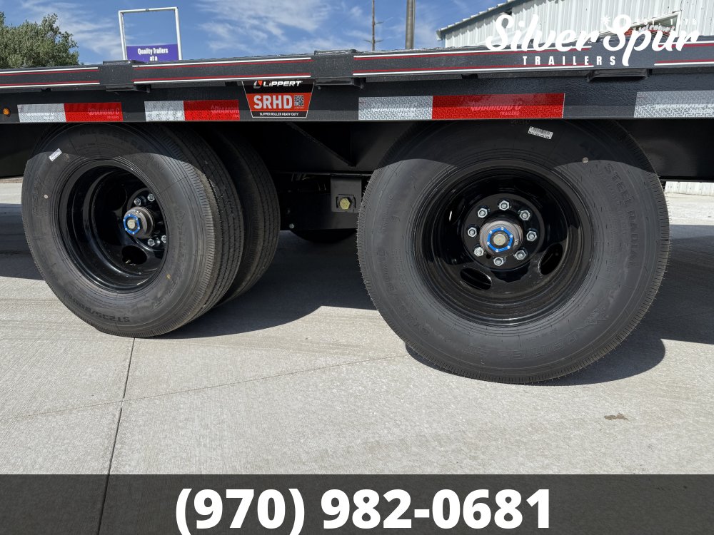 2026 Diamond C FMAX212 32x102 Max Ramp Gooseneck Trailer