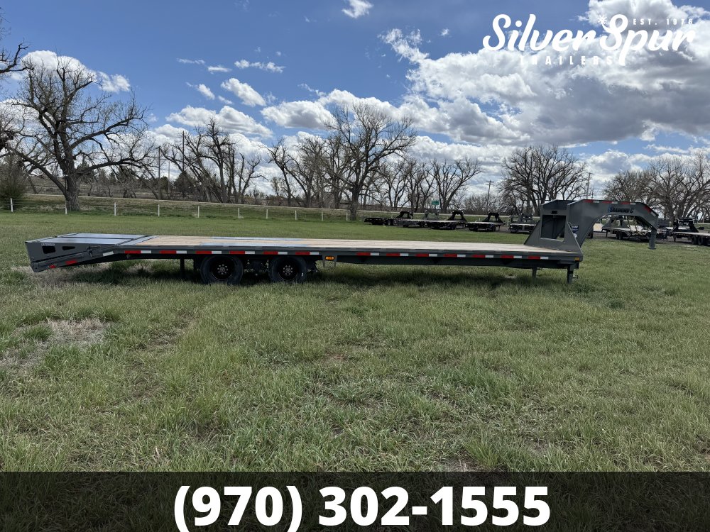2025 Diamond C FMAX212 35x102 Max Ramp Gooseneck Trailer