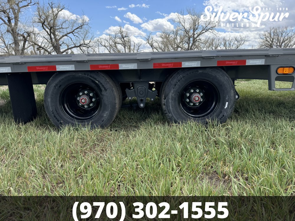 2025 Diamond C FMAX212 35x102 Max Ramp Gooseneck Trailer