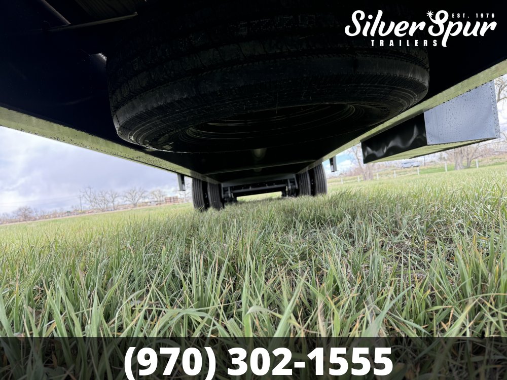 2025 Diamond C FMAX212 35x102 Max Ramp Gooseneck Trailer