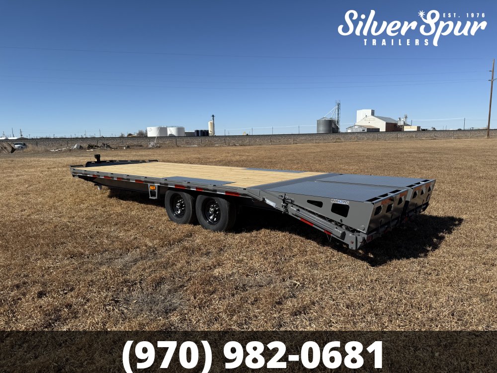 2026 Diamond C DEC207 24x102 Deckover Trailer