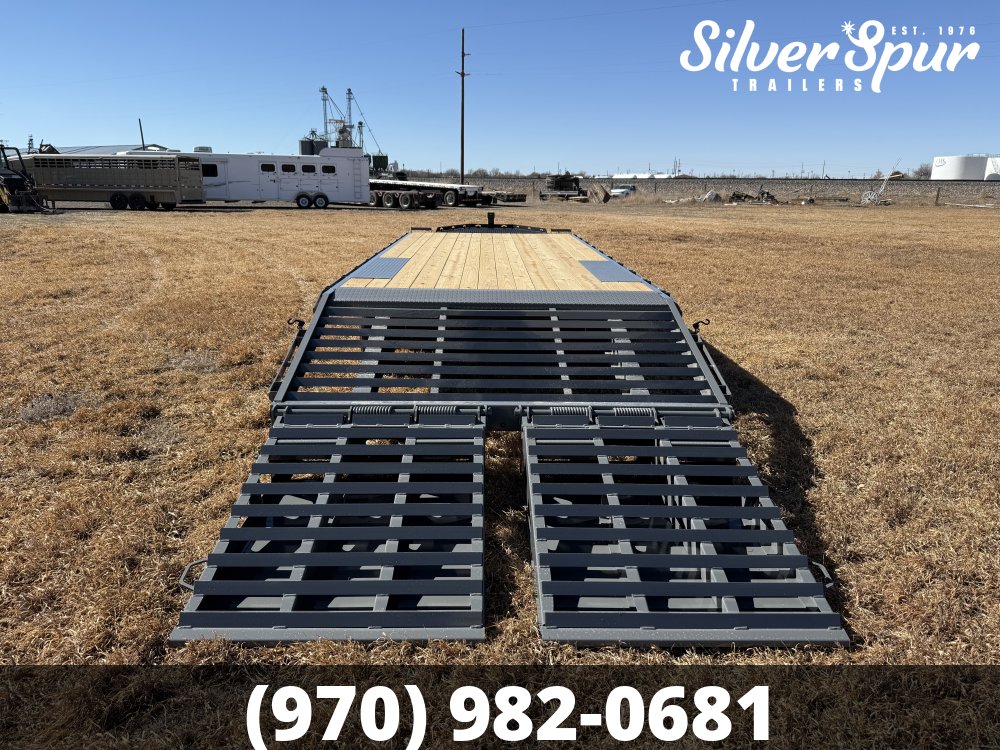 2026 Diamond C DEC207 24x102 Deckover Trailer